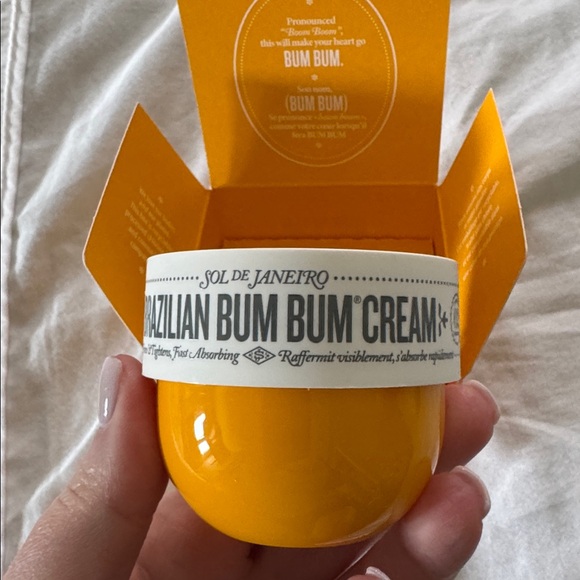 Sol de Janeiro Brazilian Bum Bum Cream - Picture 3 of 4